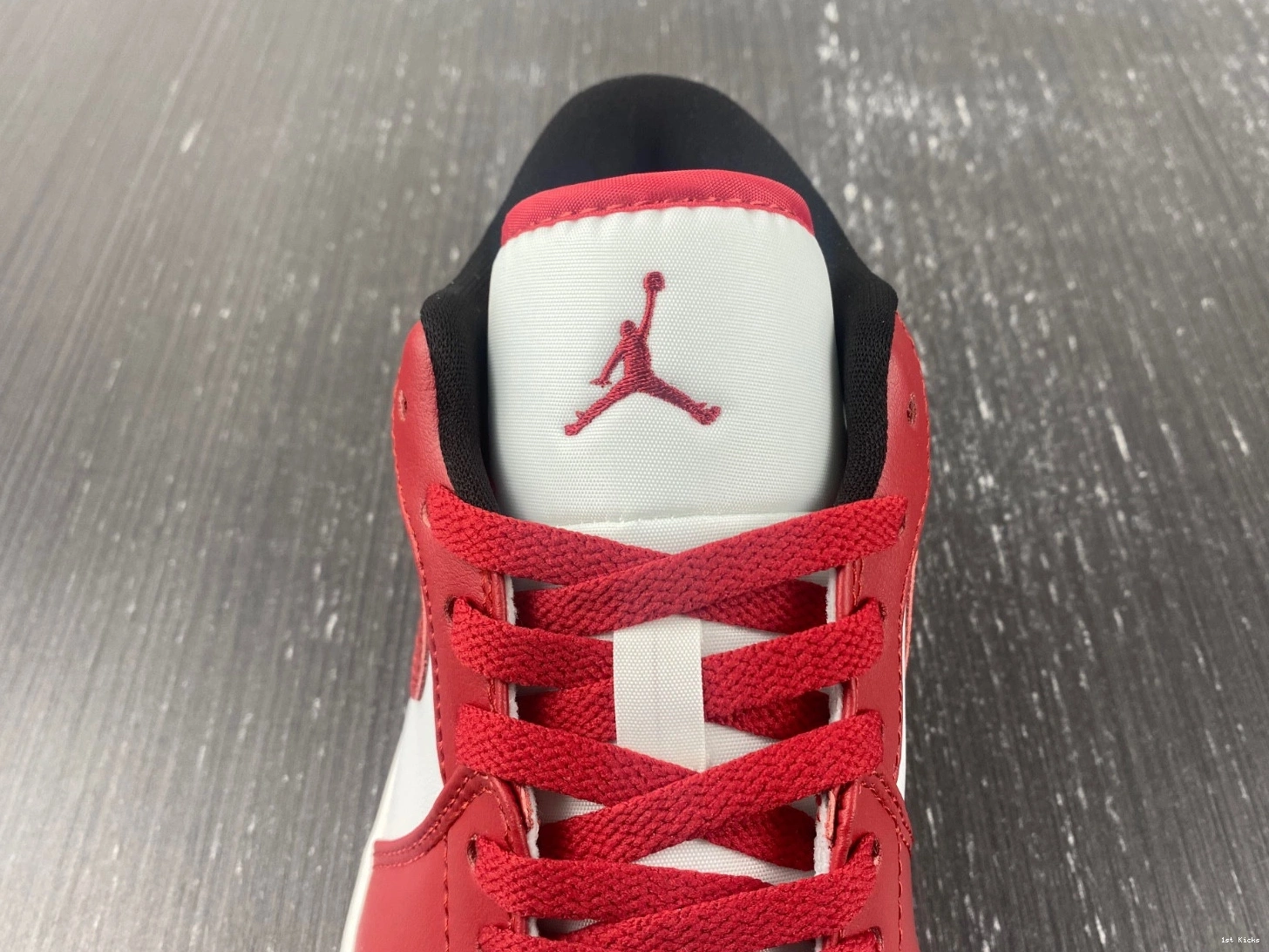 DC0774-160 Black Low 1 (Women's) - Reverse Jordan Toe 0125